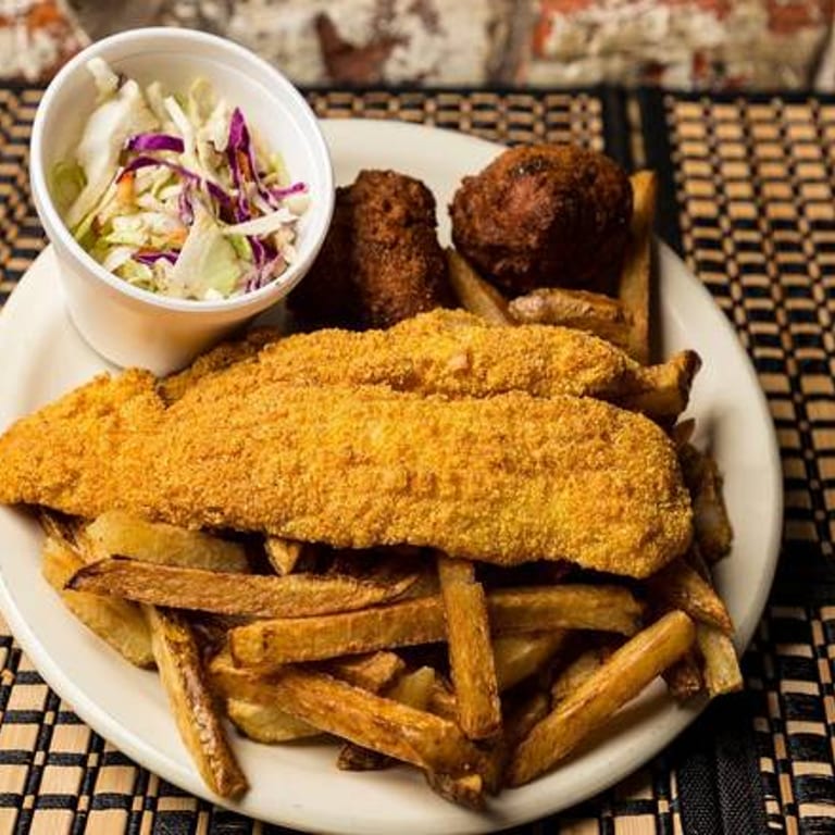 Dinner Delights: Burgers, Sandwiches, and More
